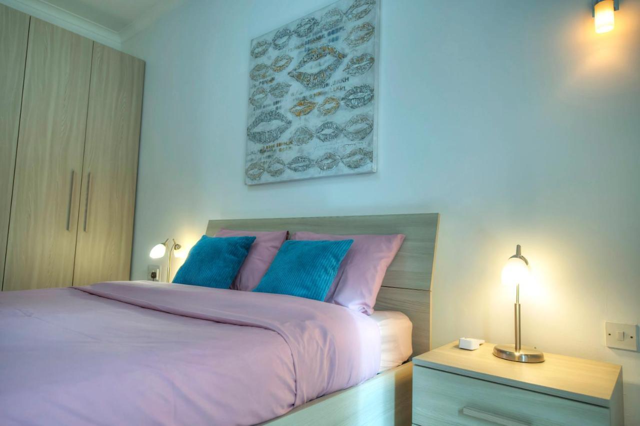 Modern 3Br Stylish & Spacious Apartment - Close To Sliema Promenade Gzira Bagian luar foto