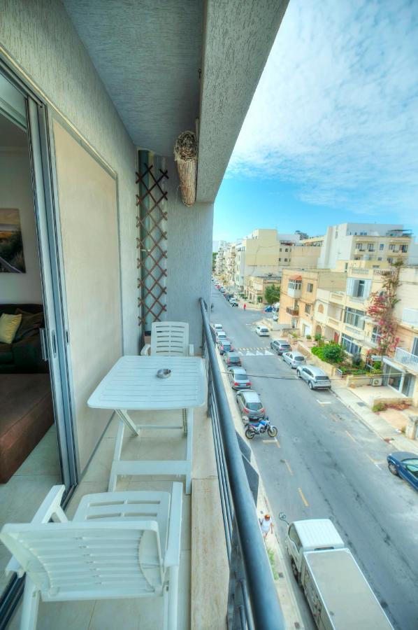 Modern 3Br Stylish & Spacious Apartment - Close To Sliema Promenade Gzira Bagian luar foto