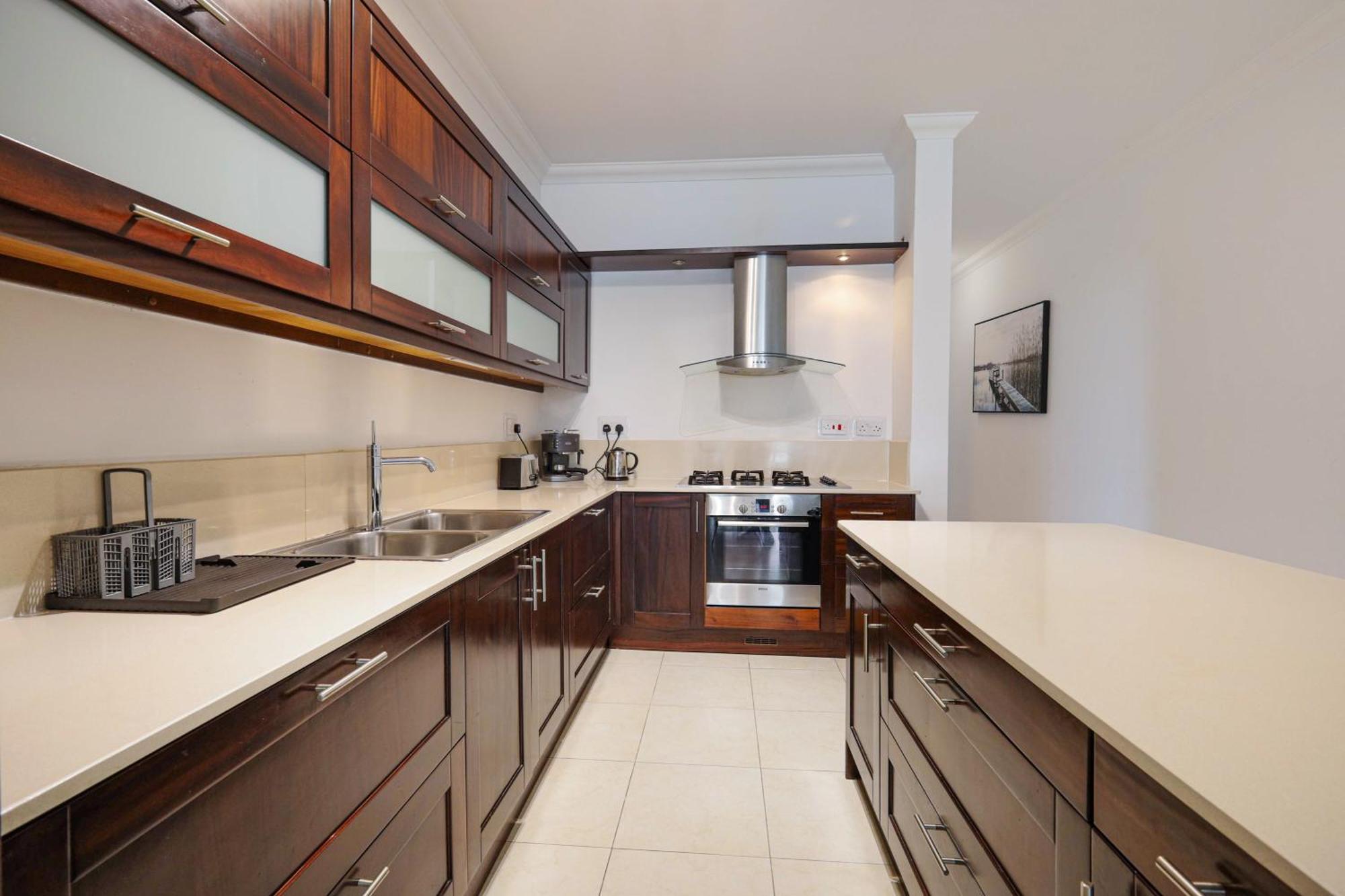 Modern 3Br Stylish & Spacious Apartment - Close To Sliema Promenade Gzira Bagian luar foto
